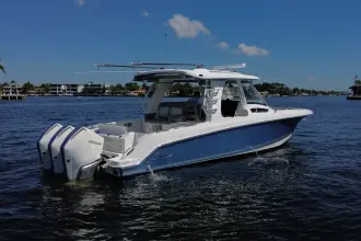 Thumbnail von Boston Whaler 350 Realm