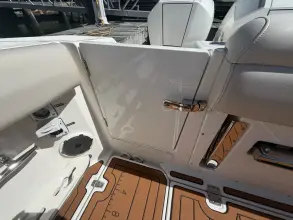 Thumbnail von Boston Whaler 380 Outrage