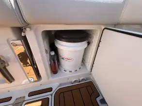 Thumbnail von Boston Whaler 380 Outrage