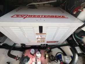 Thumbnail von Boston Whaler 380 Outrage