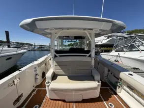 Thumbnail von Boston Whaler 380 Outrage