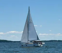 Thumbnail von Bavaria C38 Wave Dancer