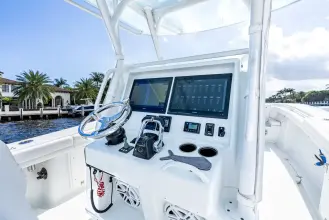 Thumbnail von Yellowfin 36 Offshore