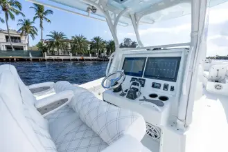 Thumbnail von Yellowfin 36 Offshore