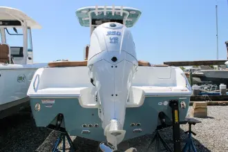 Sea Hunt Ultra 255 SE