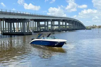 Thumbnail von Sea Ray SDX 270 Outboard