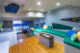 Thumbnail von Azimut 68 "Pony Up"