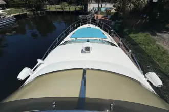 Thumbnail von Azimut 68 "Pony Up"