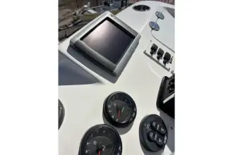 Thumbnail von Everglades 350 LX