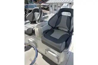 Thumbnail von Everglades 350 LX