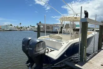 Thumbnail von Cobia 296 Center Console