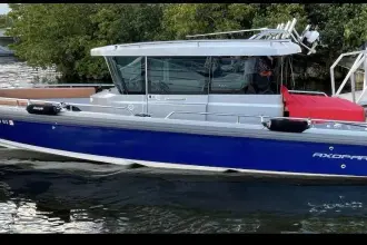 Axopar 28 Cabin