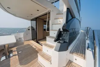 Thumbnail von Azimut Fly 53
