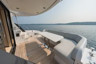Thumbnail von Azimut Fly 53