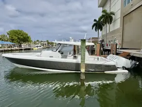 Intrepid 427 Nomad SE