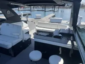 Thumbnail von Cruisers Yachts 38 GLS South Beach