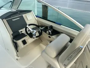 Thumbnail von Boston Whaler 320 Vantage