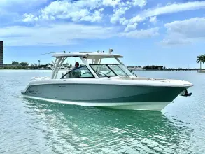Thumbnail von Boston Whaler 320 Vantage