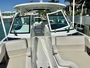Thumbnail von Boston Whaler 320 Vantage