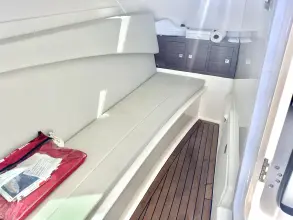 Thumbnail von Boston Whaler 320 Vantage