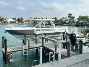Thumbnail von Boston Whaler 320 Vantage