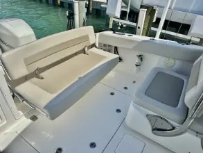 Thumbnail von Boston Whaler 320 Vantage