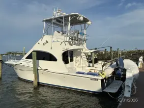 Thumbnail von Luhrs 32 Tournament Convertible You Two