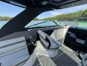 Thumbnail von Sea Ray SLX 360 OUTBOARD