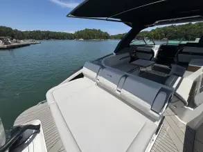 Thumbnail von Sea Ray SLX 360 OUTBOARD
