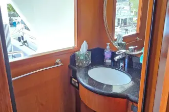 Thumbnail von Outer Reef Yachts 650 Mototyacht JOURNEY