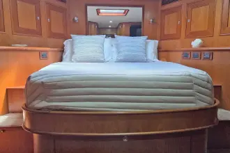 Thumbnail von Outer Reef Yachts 650 Mototyacht JOURNEY