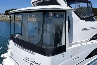 Thumbnail von Carver 396 Motor Yacht
