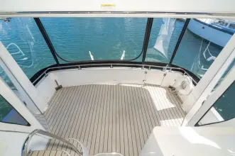 Thumbnail von Carver 396 Motor Yacht