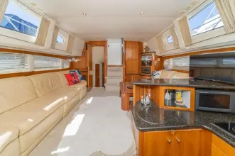 Thumbnail von Carver 396 Motor Yacht