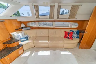 Thumbnail von Carver 396 Motor Yacht