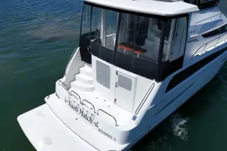 Thumbnail von Carver 43 Motor Yacht