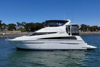 Thumbnail von Carver 43 Motor Yacht