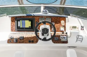 Thumbnail von Carver 43 Motor Yacht
