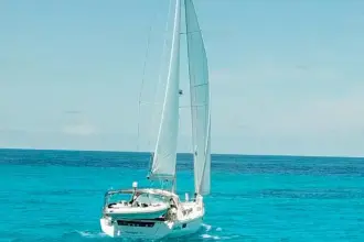 Thumbnail von Beneteau Oceanis 48