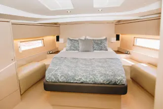 Thumbnail von Beneteau Oceanis 51.1