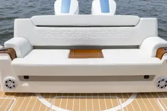 Thumbnail von Tiara Yachts 39 LS