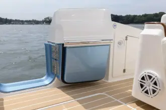 Thumbnail von Tiara Yachts 39 LS