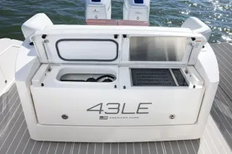 Thumbnail von Tiara Yachts 43LE