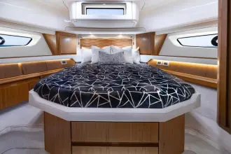Thumbnail von Tiara Yachts EX54