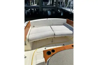 Thumbnail von Hinckley Picnic Boat 36 EP