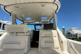 Thumbnail von Tiara Yachts 3600 Open