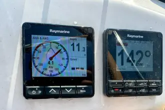 Thumbnail von Beneteau Oceanis 40