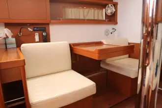 Thumbnail von Beneteau Oceanis 41