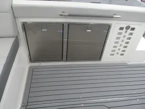 Thumbnail von Sea Ray SLX 400 Outboard