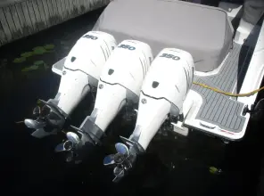 Thumbnail von Sea Ray SLX 400 Outboard